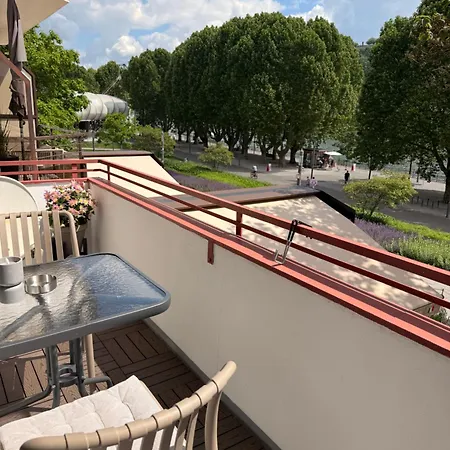 Uferglanz - Balcony, View, Sparkling Wine, Snacks Appartement Koblenz (Rhineland-Palatinate)